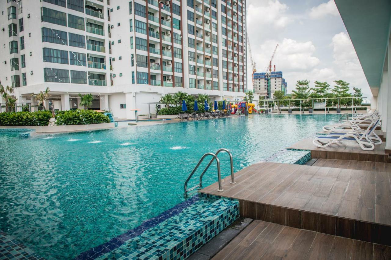 Amerin Mall & Suites Seri Kembangan Kültér fotó